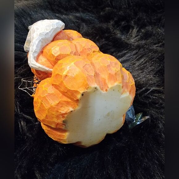 Pumpkin Soap or Lotion Dispenser & Hand Towel - Picture 12 of 15